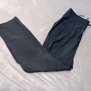Women's Gapfit Wide leg pants Medium NWOT